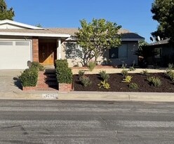 11330 Baird Ave in Porter Ranch, CA - Building Photo