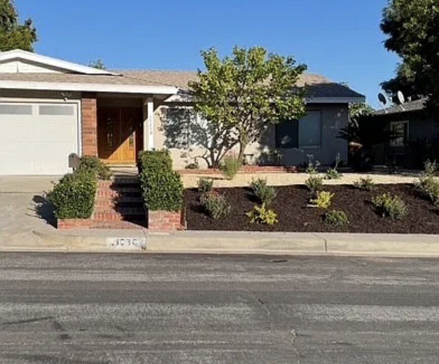 11330 Baird Ave in Porter Ranch, CA - Building Photo