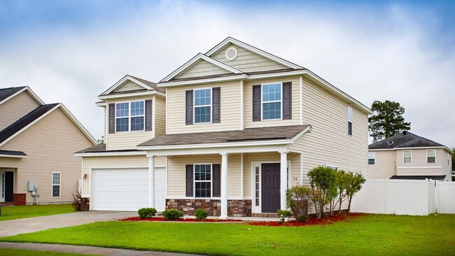 54 Rhett Ln in Richmond Hill, GA - Building Photo - Building Photo