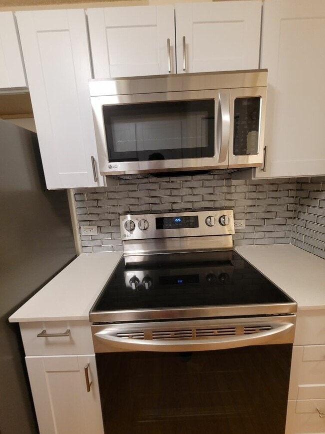 2855 S Monaco St Pkwy in Denver, CO - Building Photo - Building Photo