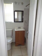 711 SW 9th St in Dania Beach, FL - Building Photo - Building Photo