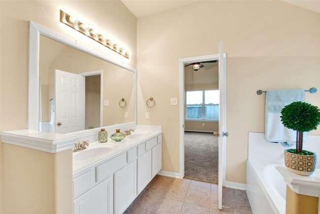 property at 2830 Sage Bluff Ave