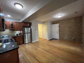 4938 N Winthrop Ave in Chicago, IL - Building Photo - Building Photo