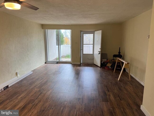 property at 1212 Forest Ln