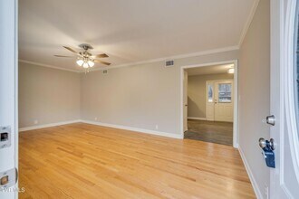 336 W Ln St in Church Hill, TN - Foto de edificio - Building Photo