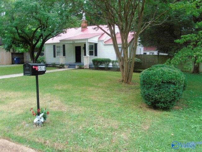 property at 2016 Vanderbilt Dr SW
