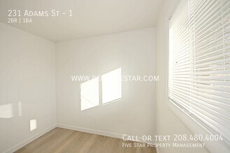 231 Adams St in Chubbuck, ID - Building Photo - Building Photo