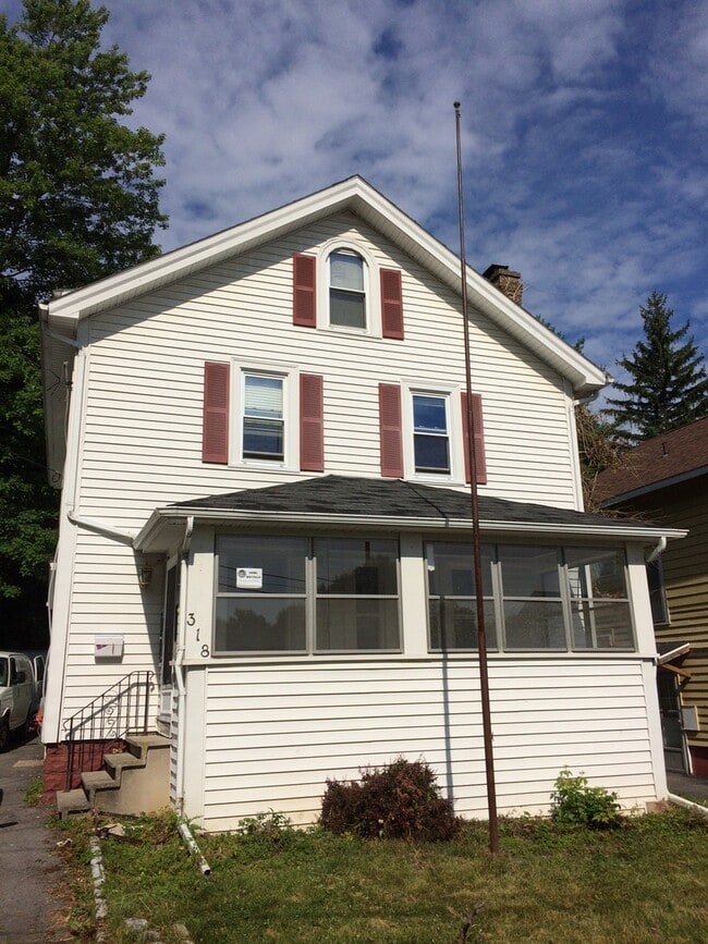 318 Edgewood Ave in Syracuse, NY - Building Photo - Building Photo