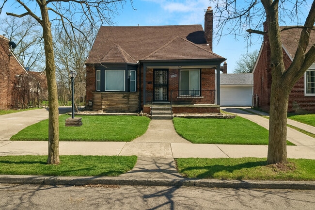 property at 3625 Chatsworth St