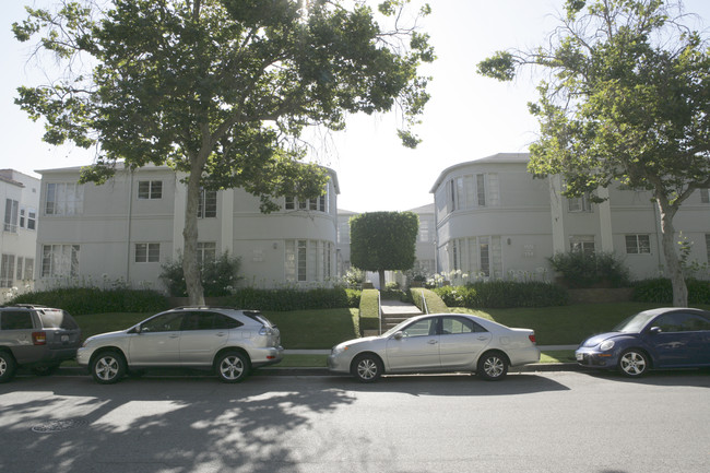 156 N Sycamore Ave in Los Angeles, CA - Building Photo - Building Photo