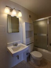 903 18th Ave in Moline, IL - Building Photo - Building Photo