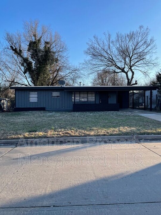 268 E 54th St N in Tulsa, OK - Building Photo