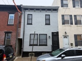 175 Krams Ave in Philadelphia, PA - Building Photo