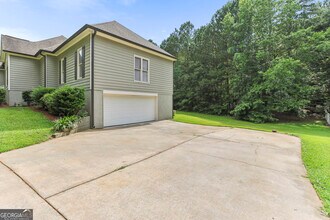 70 Indian Bluff Dr in Sharpsburg, GA - Building Photo - Building Photo