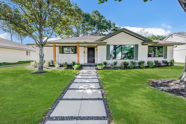 5655 Wigton Dr