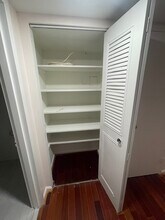14 Canterbury Sq, Unit ### in Alexandria, VA - Building Photo - Building Photo