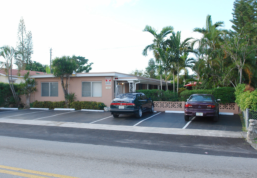 732 Moffett St in Hollywood, FL - Building Photo