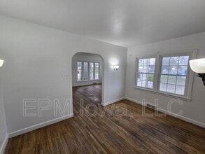 1524 Williston Ave in Waterloo, IA - Building Photo - Building Photo