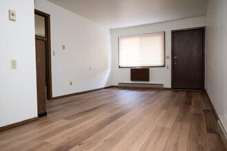 Freedom Ring Apartments in Sun Prairie, WI - Foto de edificio - Building Photo