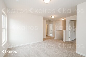2033 Country Pl in Hickory, NC - Foto de edificio - Building Photo