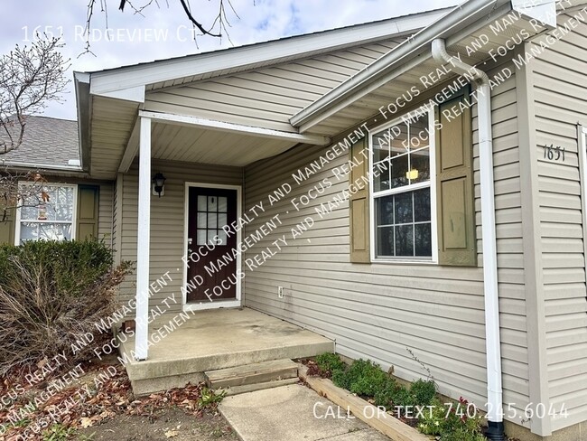 1651 Ridgeview Ct in Lancaster, OH - Building Photo - Building Photo