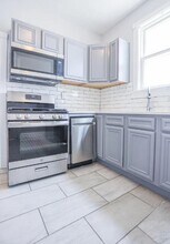 4301 W Wrightwood Ave, Unit 2 in Chicago, IL - Building Photo - Building Photo