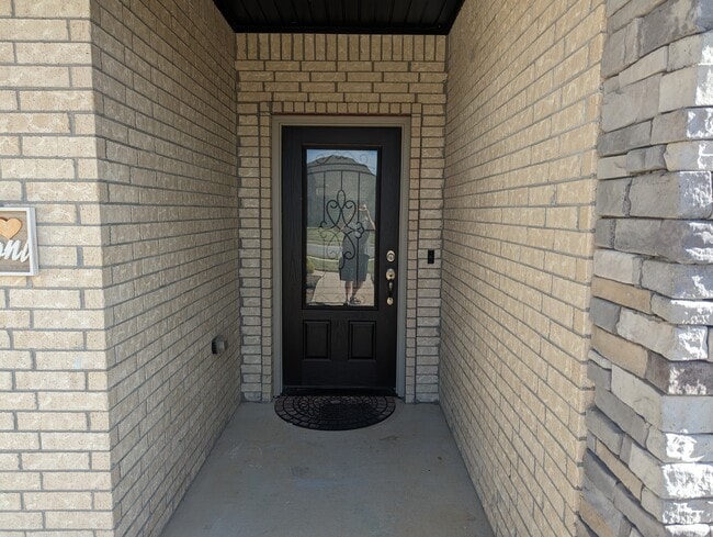 4360 W Wales Dr in Fayetteville, AR - Building Photo - Building Photo