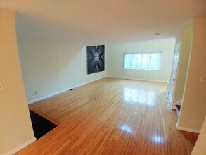 15 Hanover Ct in Princeton, NJ - Building Photo - Building Photo