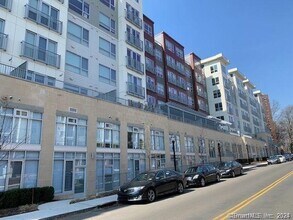 111 Morgan St in Stamford, CT - Building Photo - Building Photo