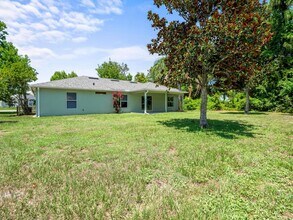 18 Piermount Ln in Palm Coast, FL - Building Photo - Building Photo