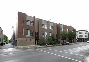 2101-2109 N Damen Ave in Chicago, IL - Building Photo - Building Photo