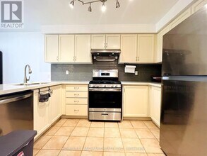 23 Bantry Ave in Richmond Hill, ON - Building Photo - Building Photo