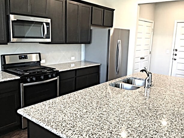 5813 Gerard Dr in Austin, TX - Foto de edificio - Building Photo