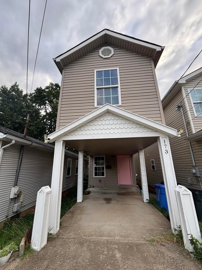 property at 173 Montmullin St
