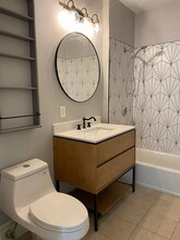 58 Mansfield St, Unit 1 in Boston, MA - Foto de edificio - Building Photo