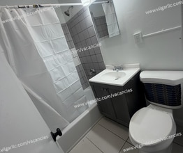 1240 E 36th Ave in Gary, IN - Building Photo - Building Photo