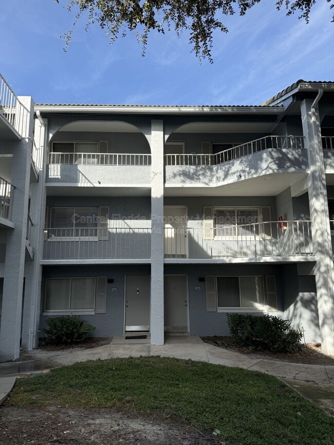 120 Blue Pointe Way in Altamonte Springs, FL - Building Photo - Building Photo