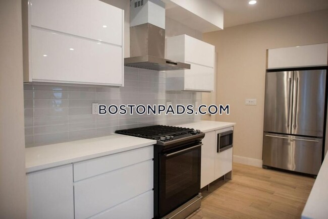 14 Willis St in Boston, MA - Building Photo - Building Photo