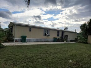 15483 Lime Dr in Punta Gorda, FL - Building Photo - Building Photo