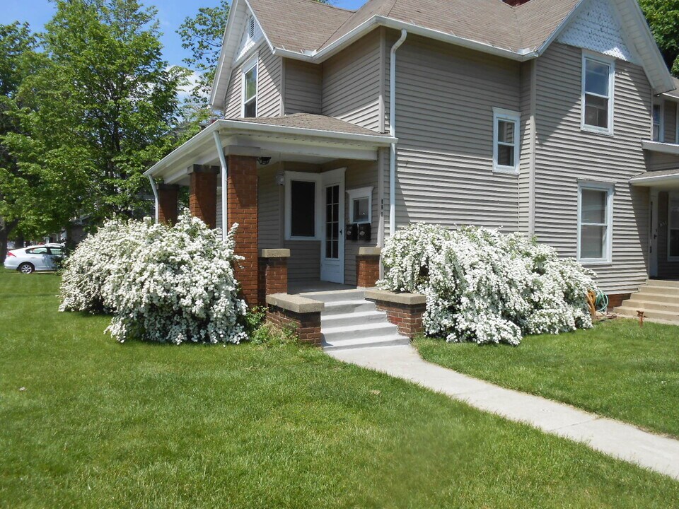 521 S Main St in Mishawaka, IN - Building Photo