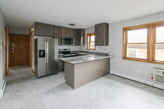 2419 N 77th Ct in Elmwood Park, IL - Building Photo - Building Photo