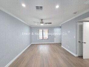 11764 206th St in Lakewood, CA - Building Photo - Building Photo