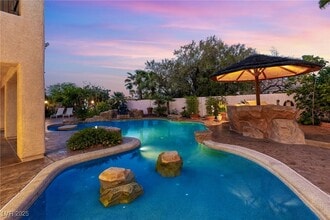 3010 Hammerwood Dr in Las Vegas, NV - Building Photo - Building Photo