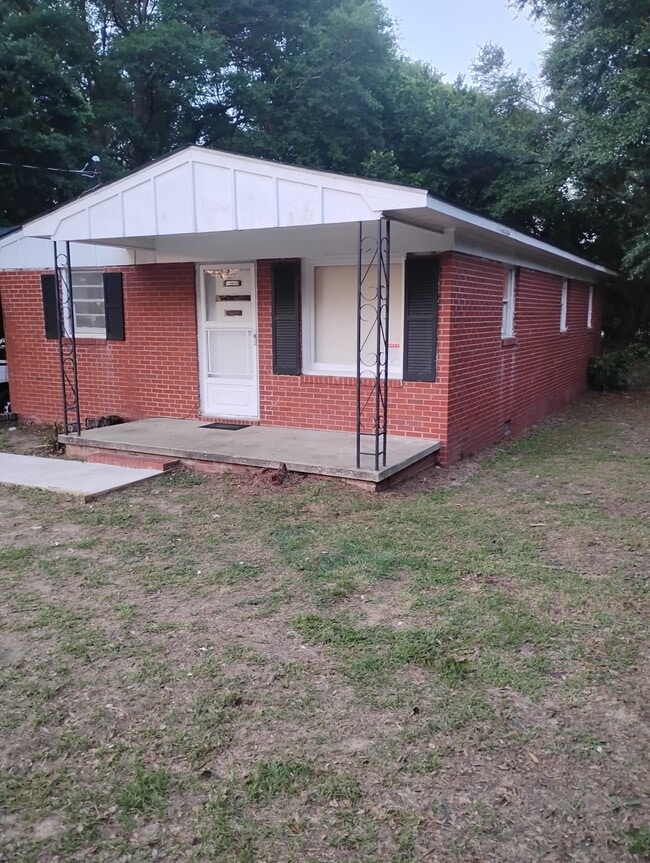 property at 3103 Bolton St