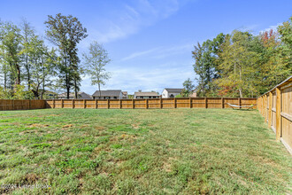 774 Mallard Lake Blvd in Shepherdsville, KY - Building Photo - Building Photo