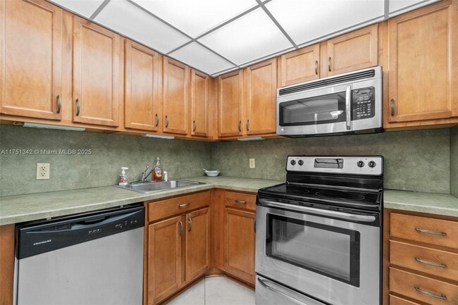 property at 201 N Ocean Blvd