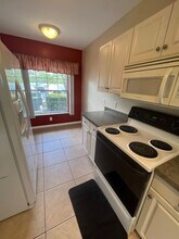 2160 Heron Lake Dr in Punta Gorda, FL - Building Photo - Building Photo