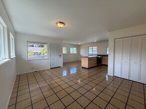 517 Kaulani Way in Kailua, HI - Building Photo - Building Photo