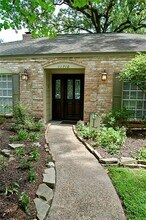11710 Glenway Dr in Houston, TX - Building Photo - Building Photo