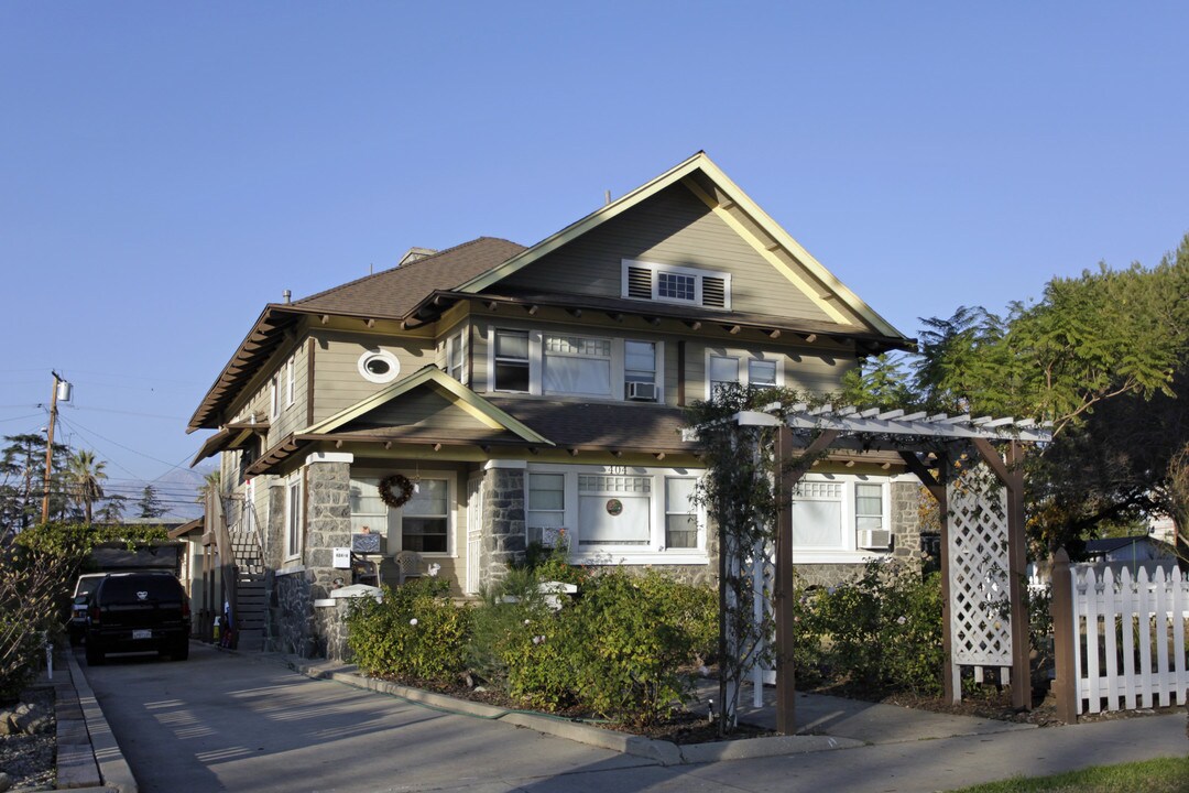 404 W C St in Ontario, CA - Building Photo